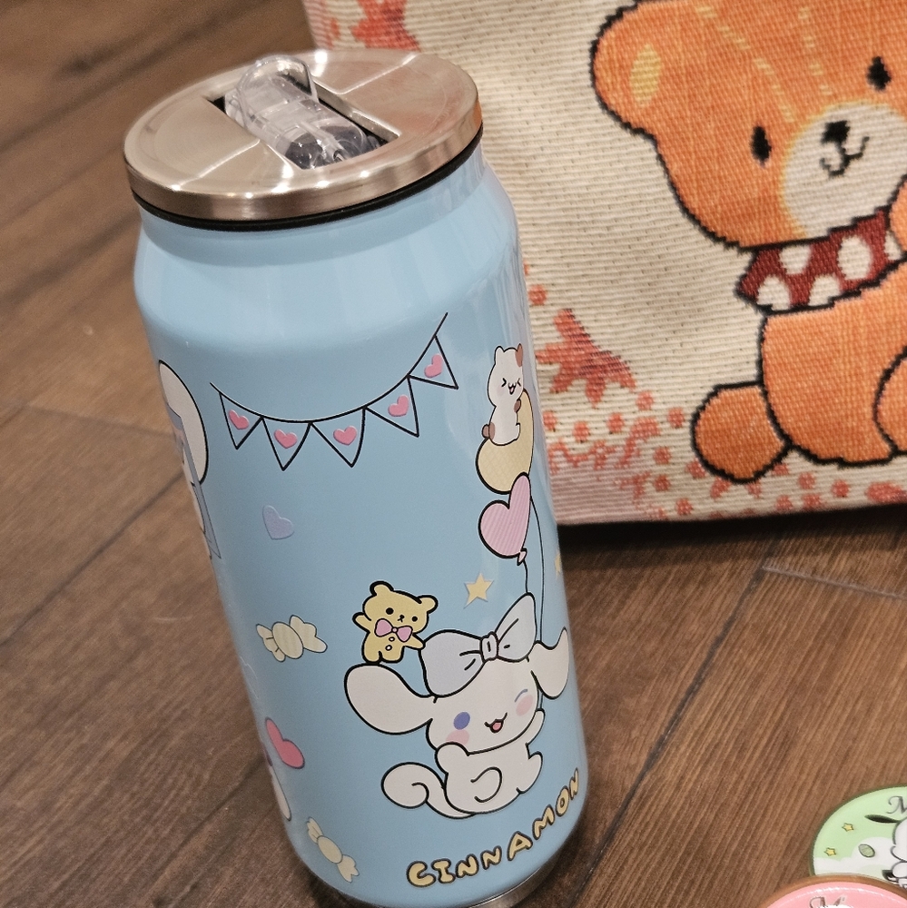 NEW Hello Kitty Zippered Tote Bag & Accessories Bundle - Picture 2 of 12